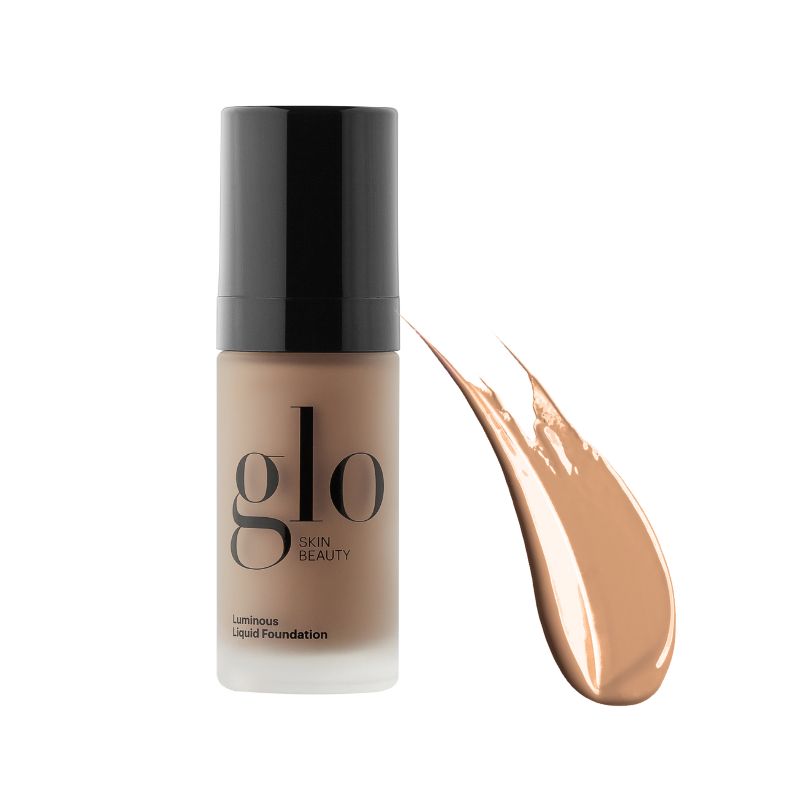 Glo Luminous Liquid Foundation SPF 18 - Glødende Skønhed